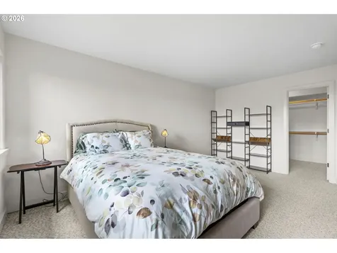 4249 SW Dosch Road Portland OR 97239