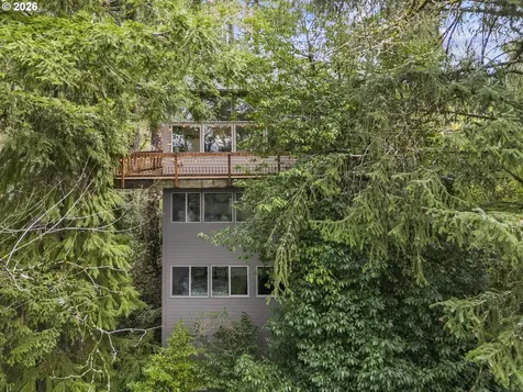 4249 SW Dosch Road Portland OR 97239
