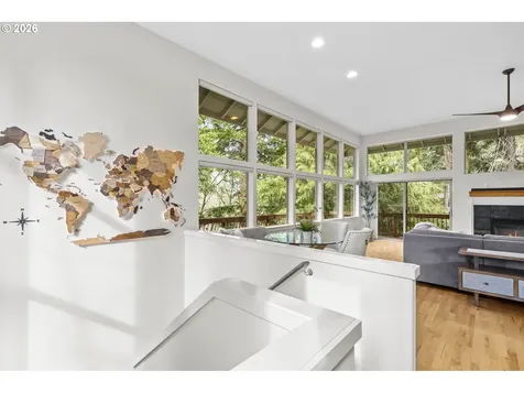 4249 SW Dosch Road Portland OR 97239