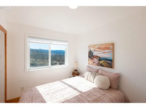 1642 Morgensen Road Mosier OR 97040