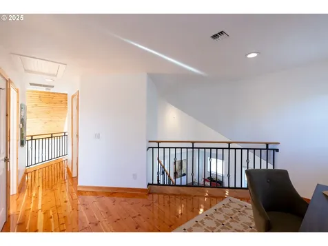 1642 Morgensen Road Mosier OR 97040