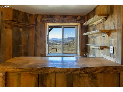 1642 Morgensen Road Mosier OR 97040