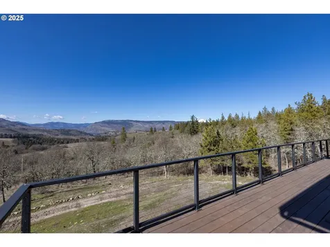 1642 Morgensen Road Mosier OR 97040