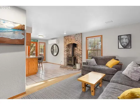 598 Winter Creek Lane Roseburg OR 97471