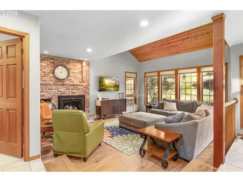 598 Winter Creek Lane Roseburg OR 97471