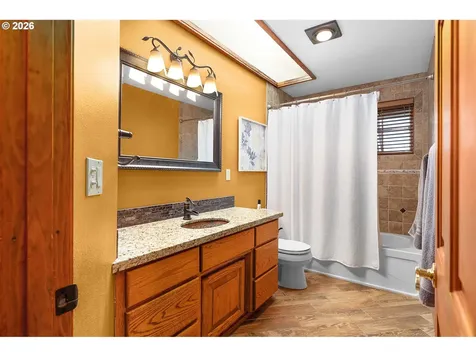 598 Winter Creek Lane Roseburg OR 97471