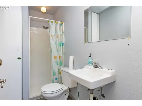 598 Winter Creek Lane Roseburg OR 97471