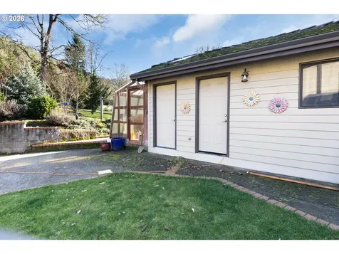 598 Winter Creek Lane Roseburg OR 97471