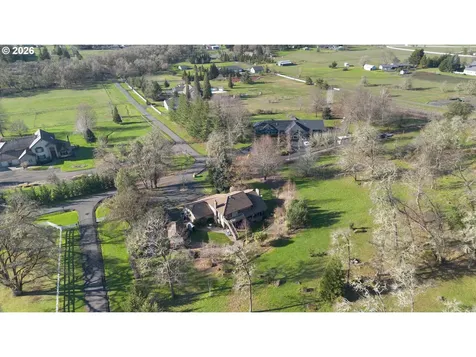 598 Winter Creek Lane Roseburg OR 97471