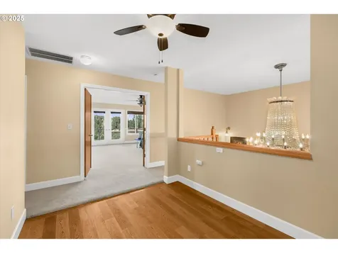 5687 River Street West Linn OR 97068