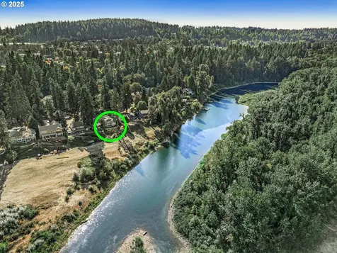 5687 River Street West Linn OR 97068