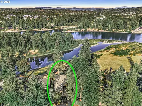 5687 River Street West Linn OR 97068