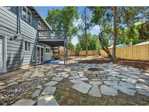 5685 SW 207th Avenue Beaverton OR 97078