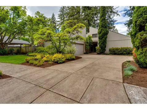 1800 Tabor Street Eugene OR 97401