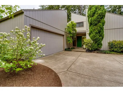 1800 Tabor Street Eugene OR 97401