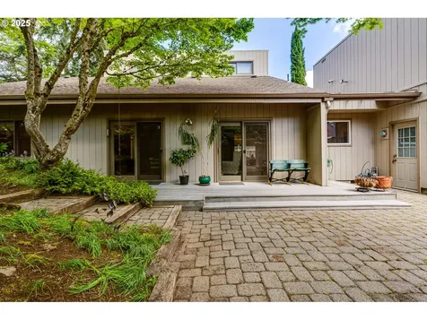 1800 Tabor Street Eugene OR 97401