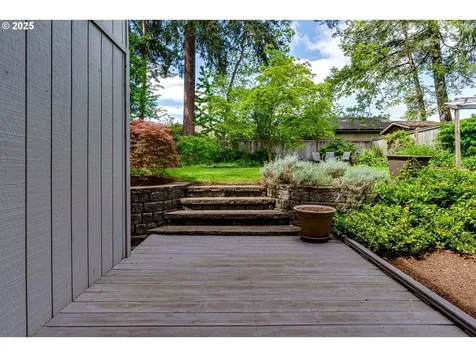 1800 Tabor Street Eugene OR 97401