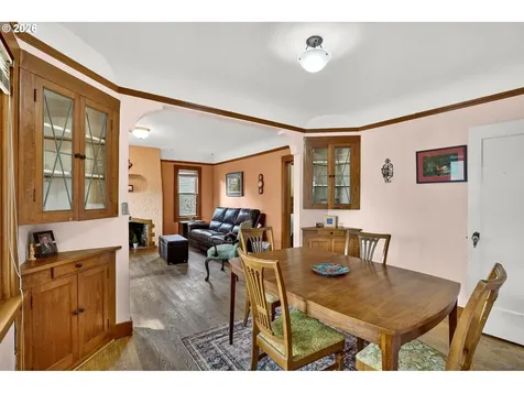 2911 SE 52nd Avenue Portland OR 97206