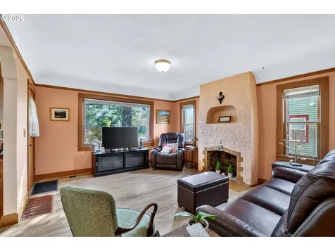 2911 SE 52nd Avenue Portland OR 97206