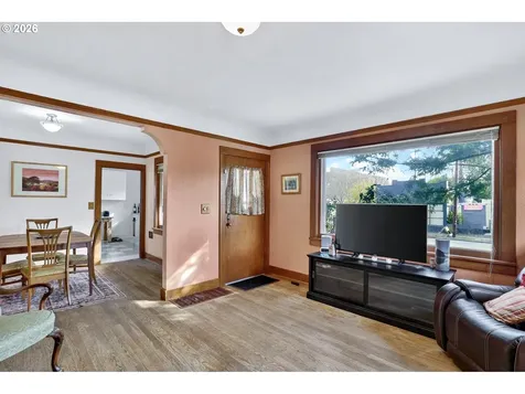 2911 SE 52nd Avenue Portland OR 97206