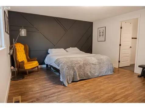 5214 Nightcap Street SE Salem OR 97306