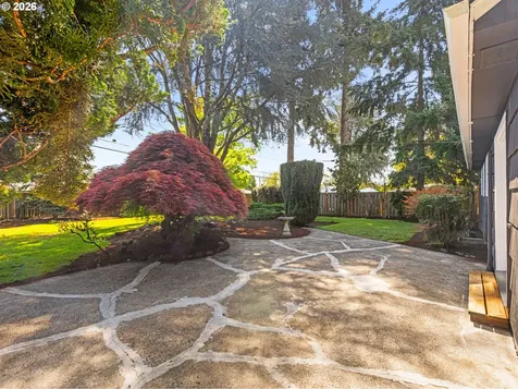 1734 SE 150th Avenue Portland OR 97233