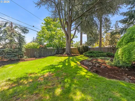 1734 SE 150th Avenue Portland OR 97233