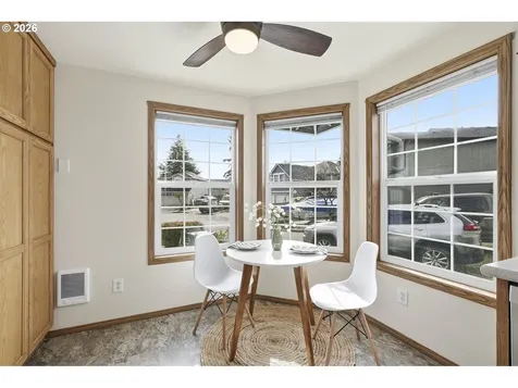 255 7th Court Washougal WA 98671