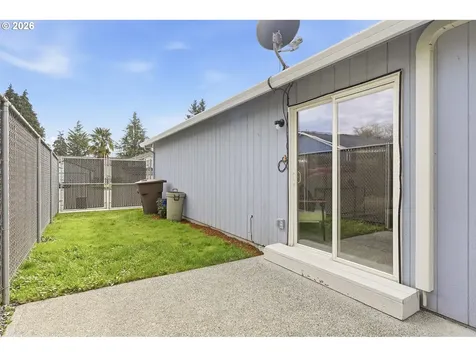 255 7th Court Washougal WA 98671