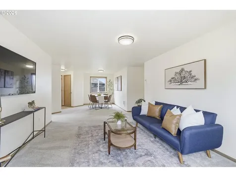255 7th Court Washougal WA 98671