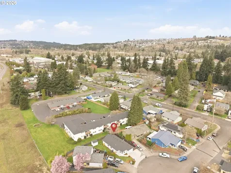 255 7th Court Washougal WA 98671
