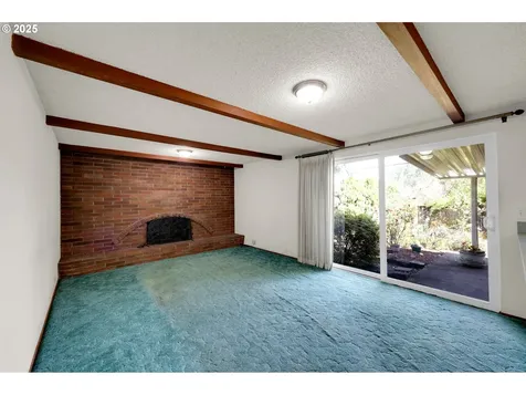 2785 Almaden Street Eugene OR 97405