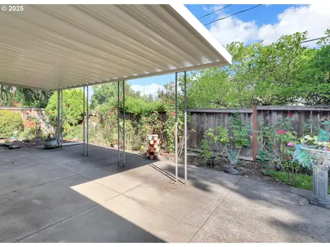 2785 Almaden Street Eugene OR 97405