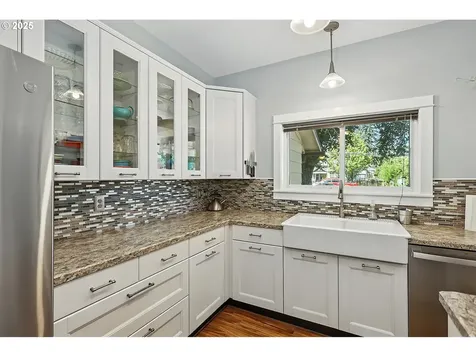 1005 E 11th Street The Dalles OR 97058