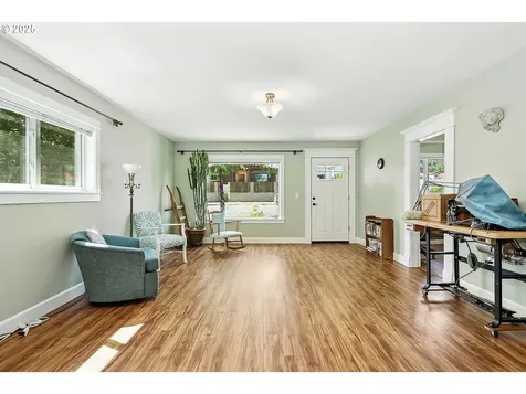 1005 E 11th Street The Dalles OR 97058