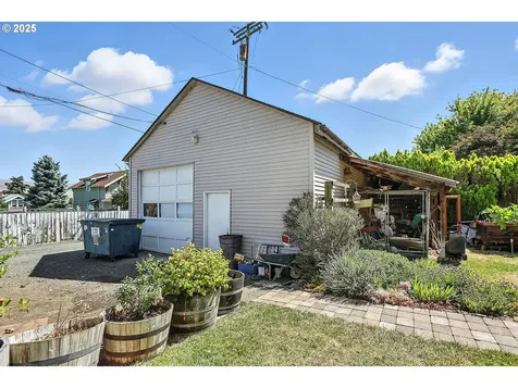 1005 E 11th Street The Dalles OR 97058