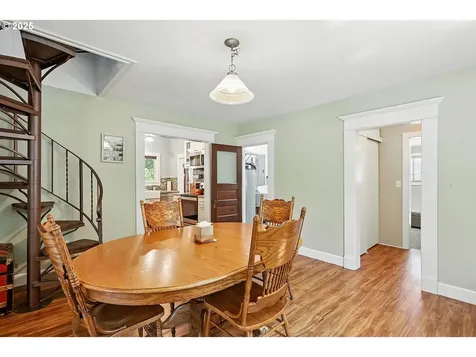 1005 E 11th Street The Dalles OR 97058