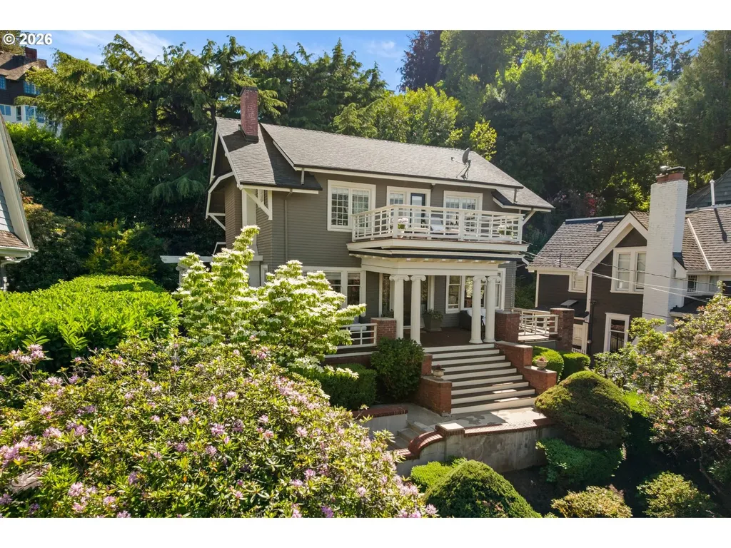 1740 SW Elizabeth Street Portland OR 97201