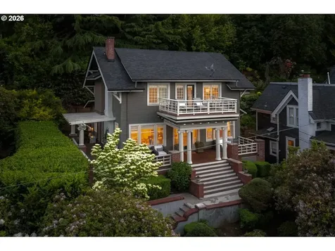 1740 SW Elizabeth Street Portland OR 97201
