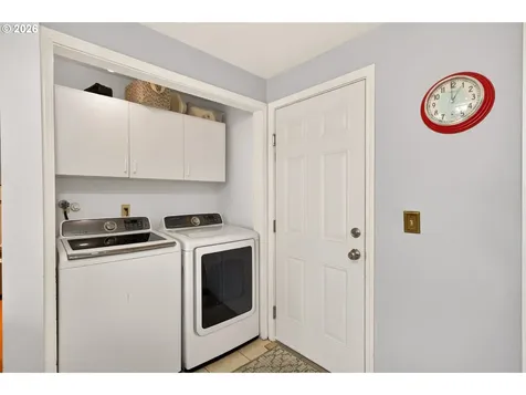 945 Willamina Avenue Forest Grove OR 97116