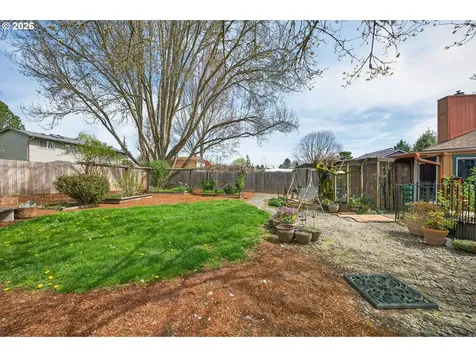 945 Willamina Avenue Forest Grove OR 97116