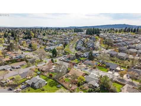 945 Willamina Avenue Forest Grove OR 97116