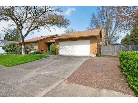 945 Willamina Avenue Forest Grove OR 97116