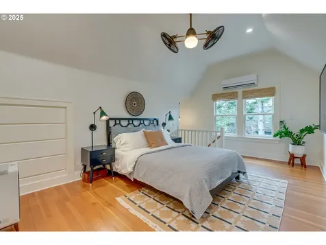 4806 NE Siskiyou Street Portland OR 97213