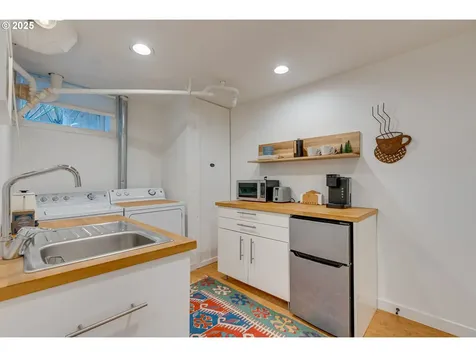 4806 NE Siskiyou Street Portland OR 97213