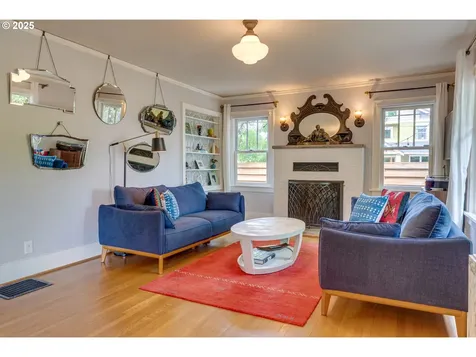 4806 NE Siskiyou Street Portland OR 97213
