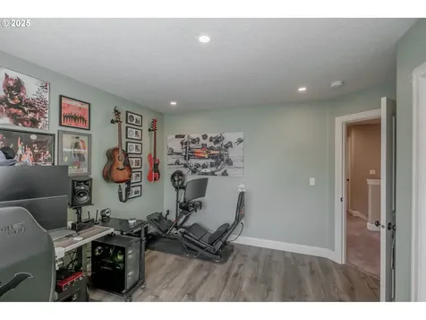 1183 SW Linden Lane Dallas OR 97338