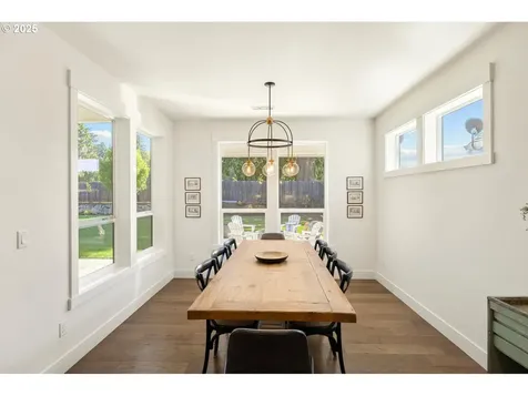 14211 NE 52nd Avenue Vancouver WA 98686