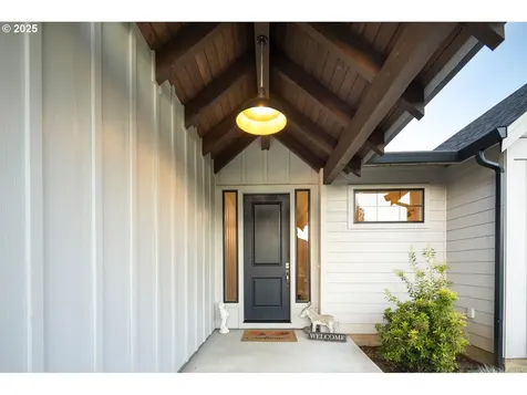 14211 NE 52nd Avenue Vancouver WA 98686