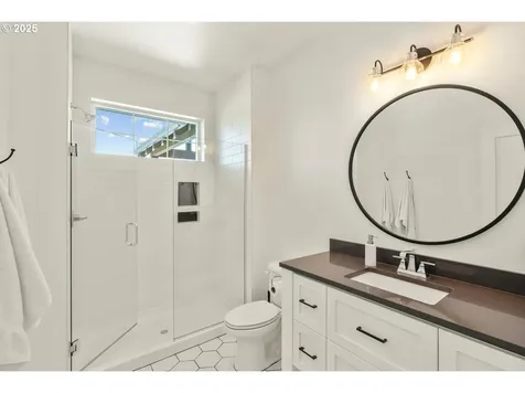 14211 NE 52nd Avenue Vancouver WA 98686